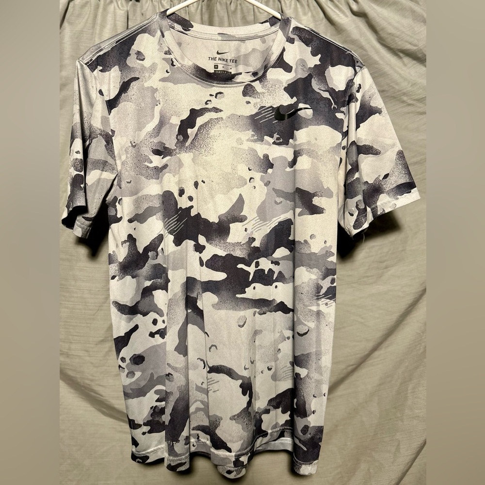 Nike Dri-Fit T-Shirt